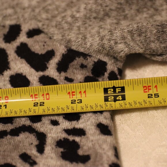 Vintage Rose Sweater Size XL Bling, Animal print - Picture 6 of 15